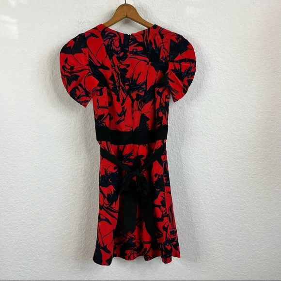 Twinkle by Wenlan Red Silk Floral Ruched Tie V Neck Dress - Picture 5 of 9
